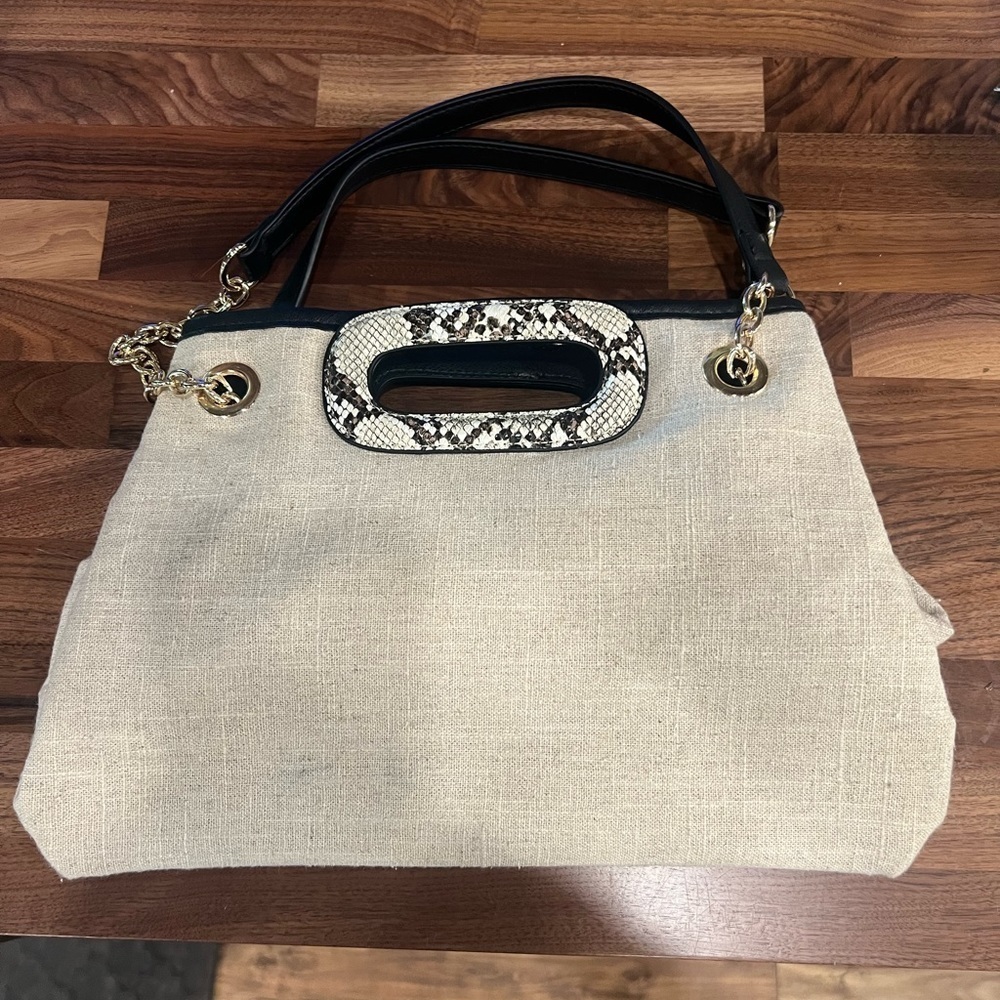 JustFab handbag in GUC